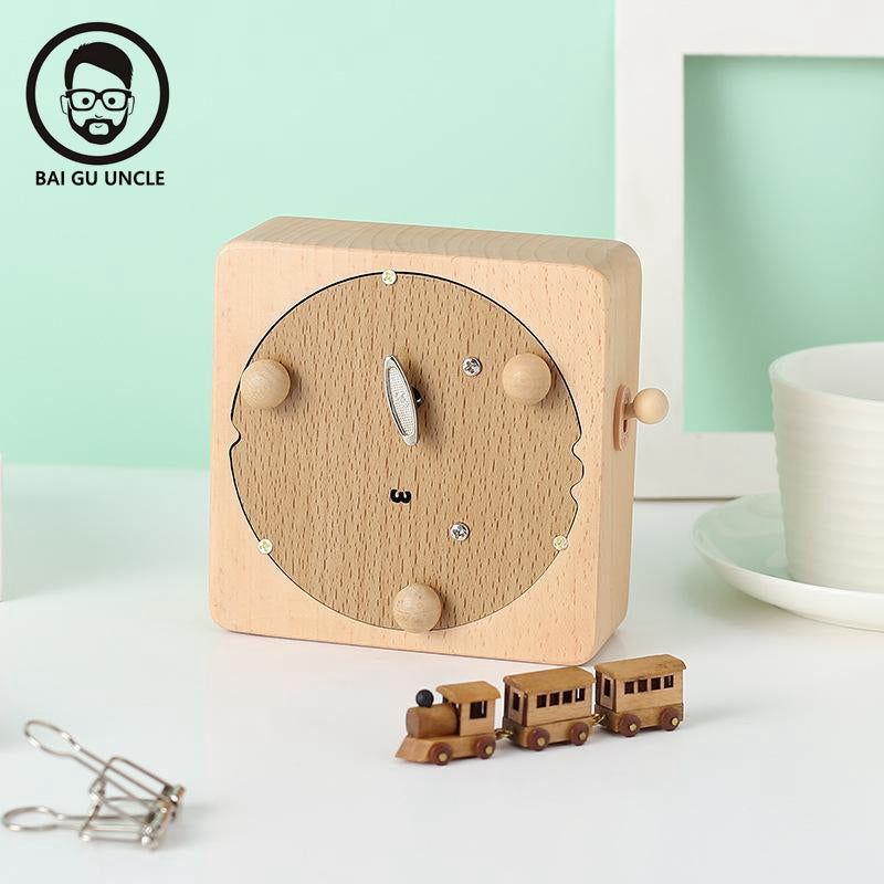 BAI GU UNCLE Woden Music Box with Moving Small Train, Wood Musicil Box Birthday Home Decoration for Kids Boys Girls
