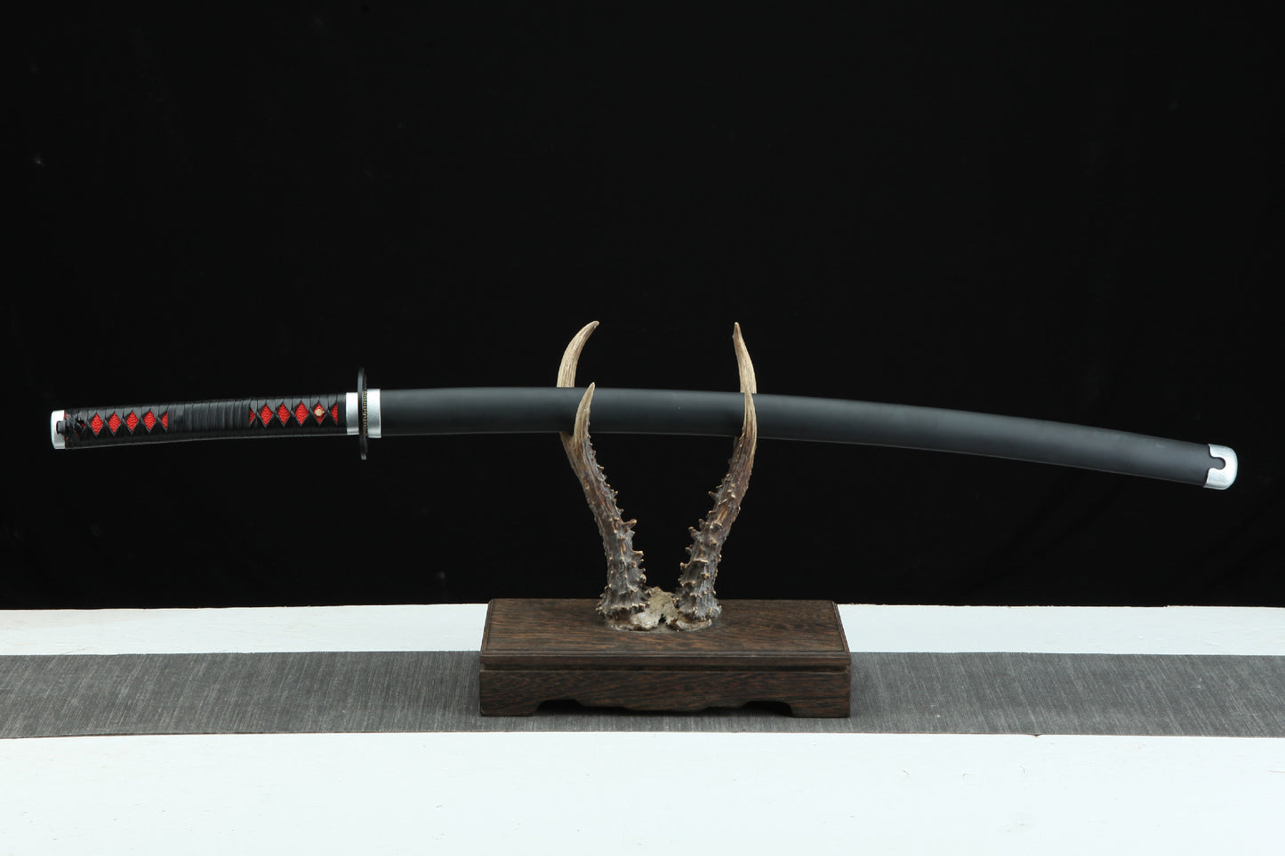 (No Sharp Blade) ゴーストスレイヤー Kamado Tanjirou Katana Hand forged High Manganese Steel Japanese Black Samurai Sword